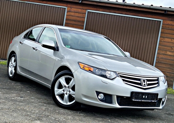 Honda Accord cena 35900 przebieg: 191000, rok produkcji 2009 z Września małe 781